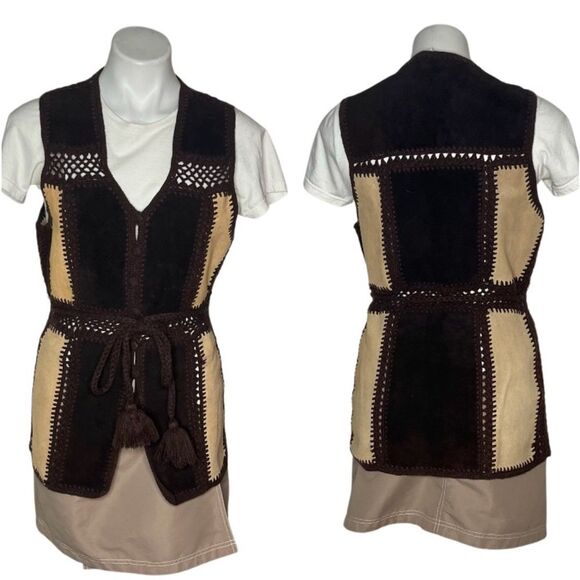 VINTAGE Suede Vest Patchwork Crochet Knit Button Front Tie Belt Size Medium - Picture 10 of 10